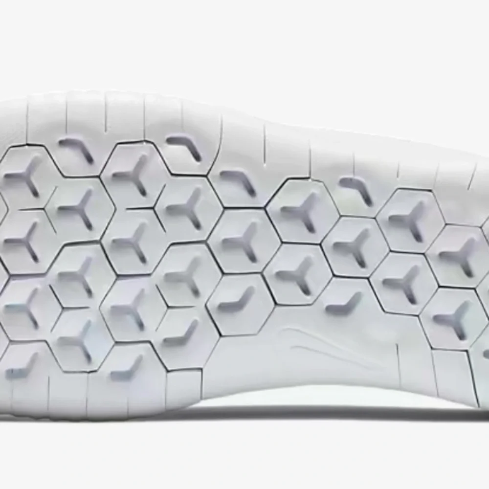 Nike women’s Free RN Shoes - Picture 5 of 8
